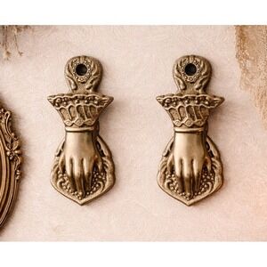 Feminine Vintage Victorian Style Brass Lady's Hand Paper Clip Wall Art Bronze